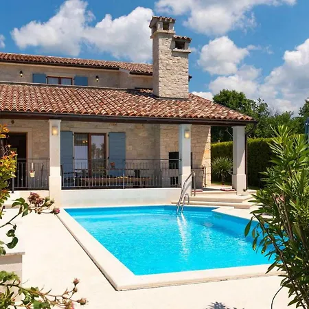 House Anka * Tinjan
